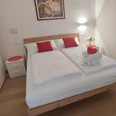 Nyaraló Marigarda *
